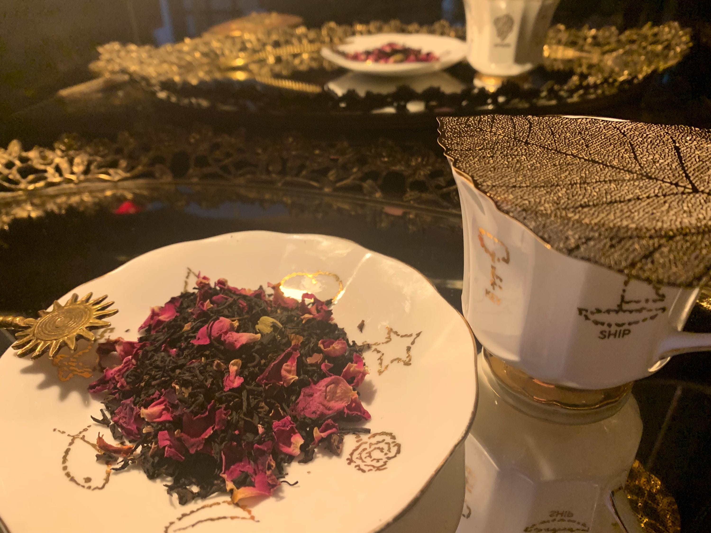 Moulin Rouge Velvet Tea | Luxury Loose Leaf Black Tea with Rose, Chocolate & Cardamom | Romantic Paris Inspired Tea Blend | Theater Gift